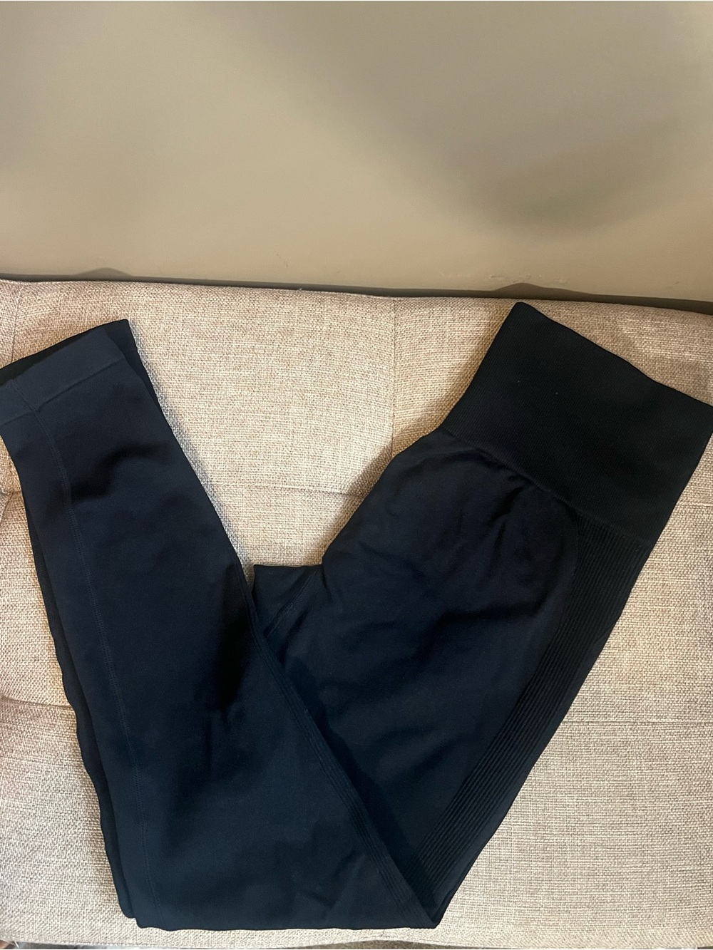 High-Waist Scrunch Black Performance Leggings